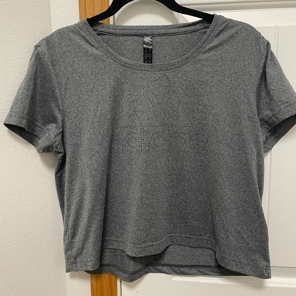 Adidas active top - Picture 2 of 3